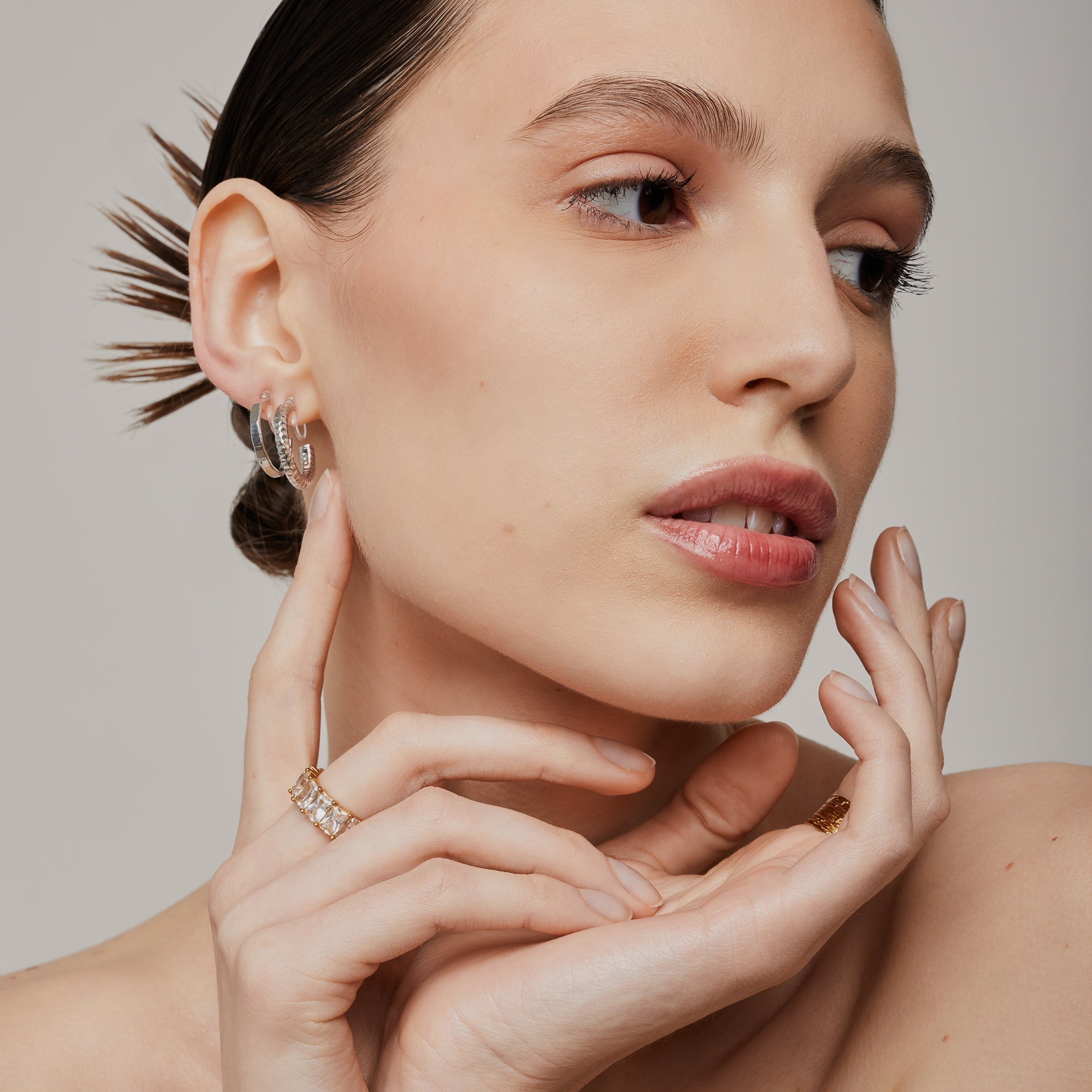 Lookbook - Hoops on Loop