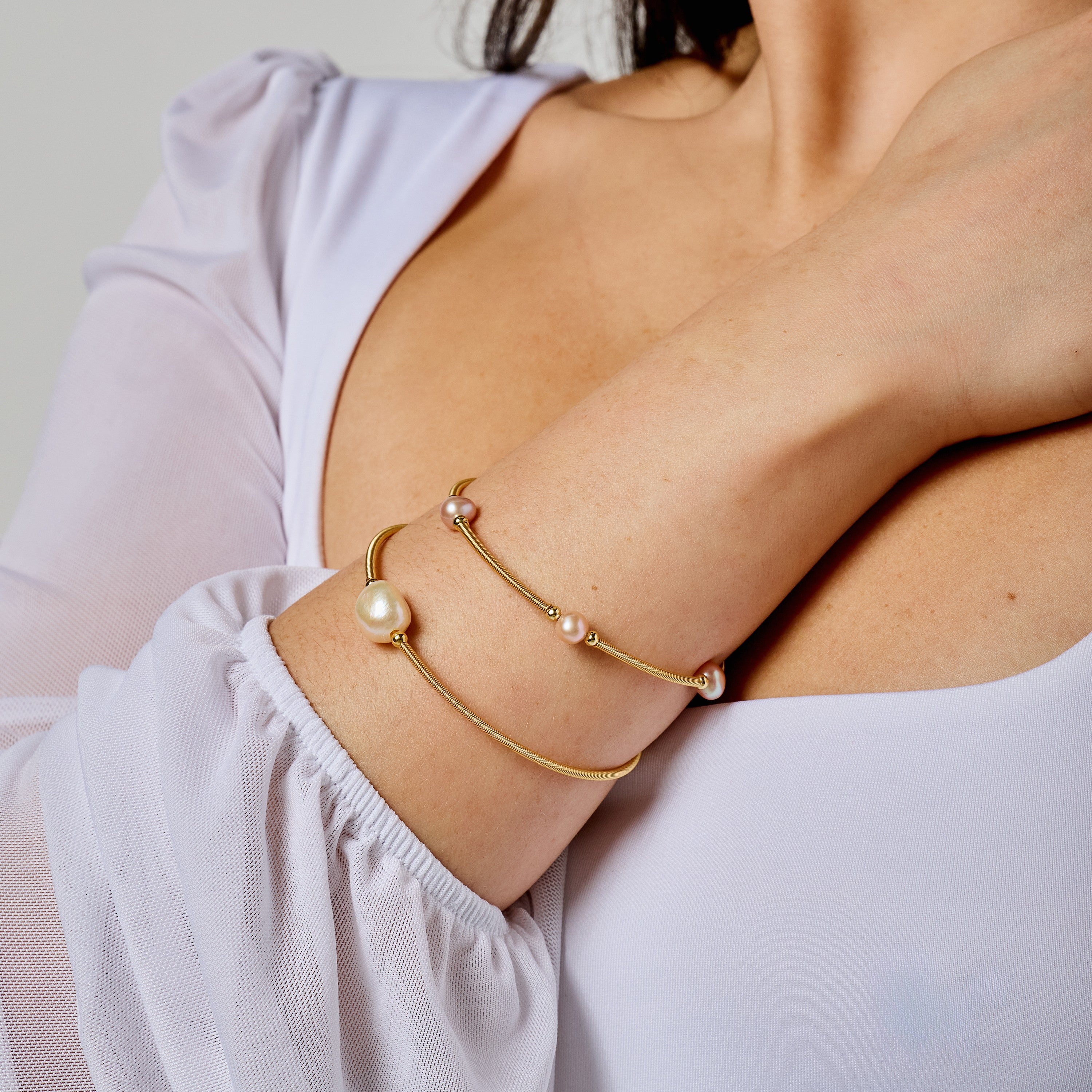Viola Pearl Bangles Set in Gold
