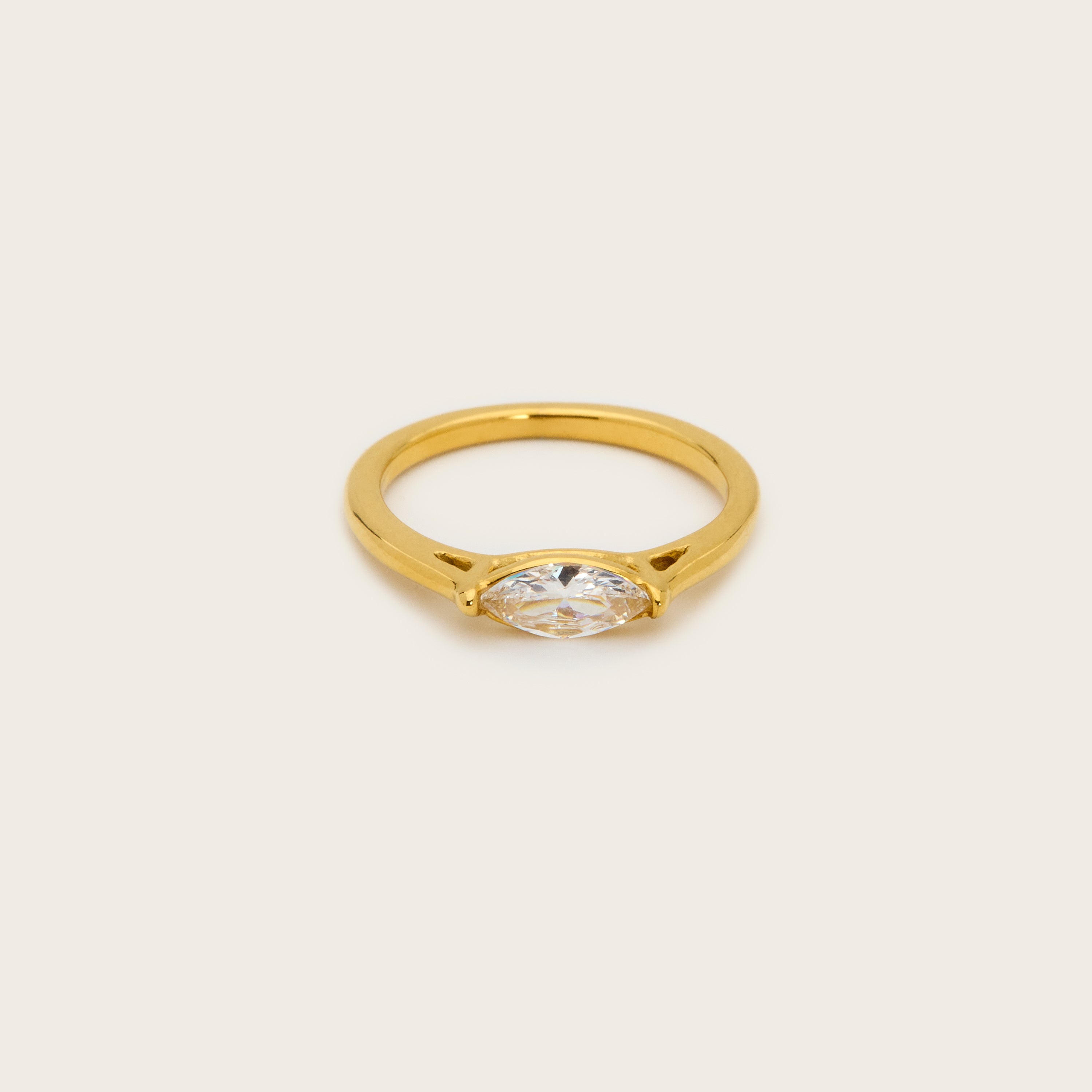 Marquise Lover Set in Gold