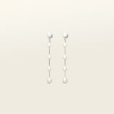 Lune Pearl Clip On Earrings in Silver