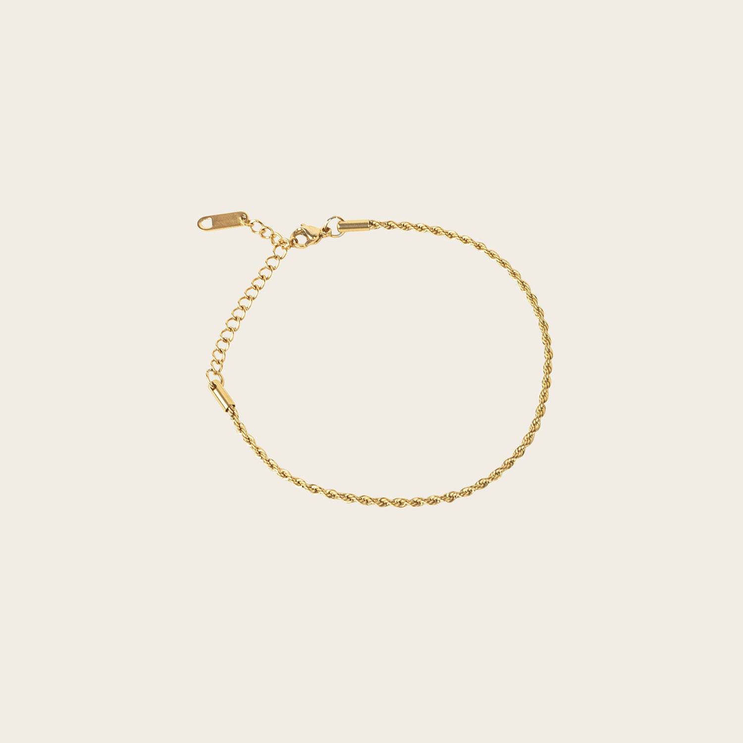 Image of the Twisted Chain Bracelet is crafted from 14K Gold Plated Stainless Steel, making it both non-tarnish and water resistant. It is also free from Nickel, Lead and Cadmium, ensuring a safe and durable design. Additionally, this bracelet is adjustable for a perfect fit.