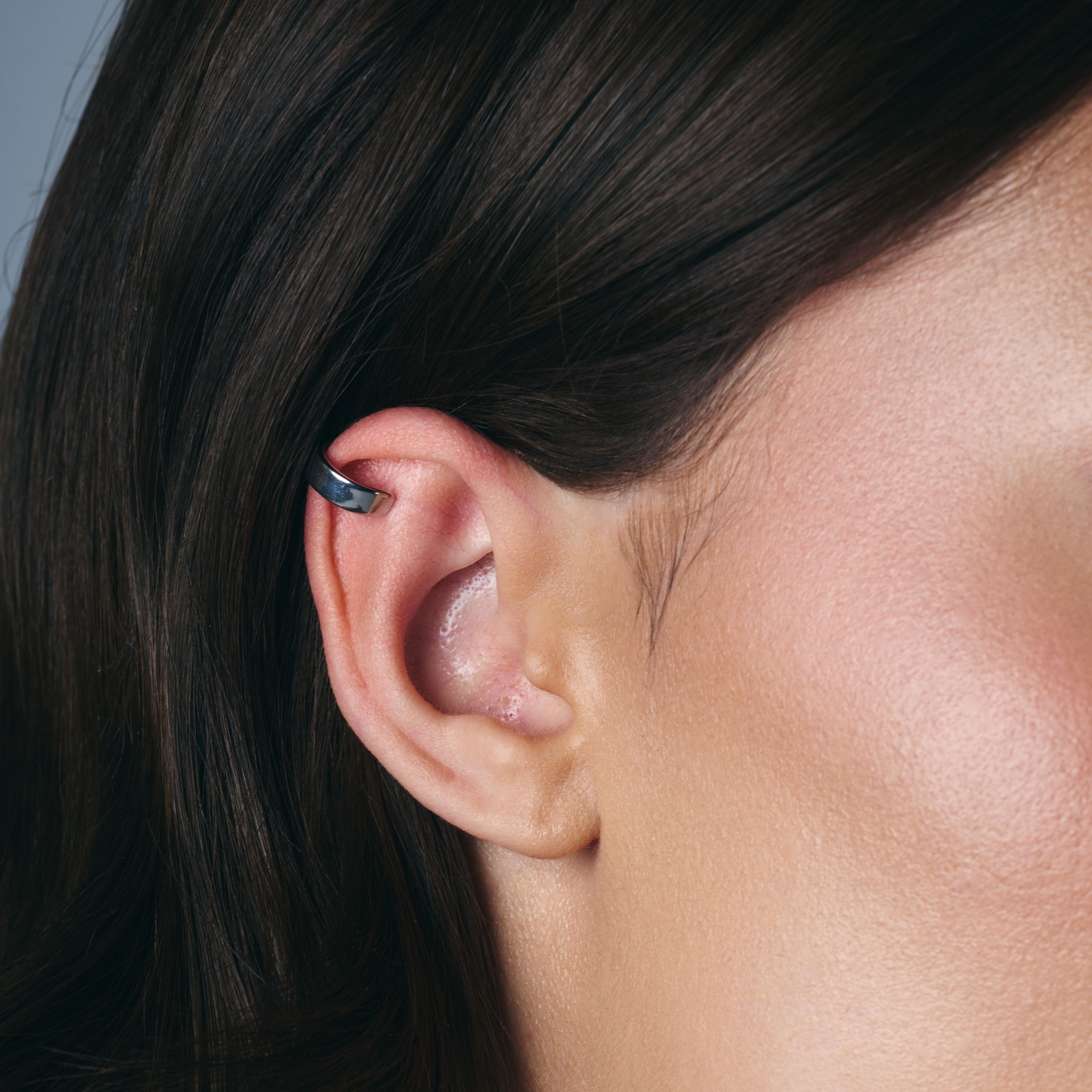 Smooth Band Ear Cuff in Silver